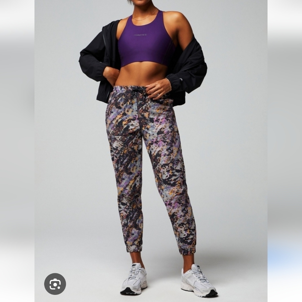 Fabletics The One Jogger Size Medium Athleisure Luxe